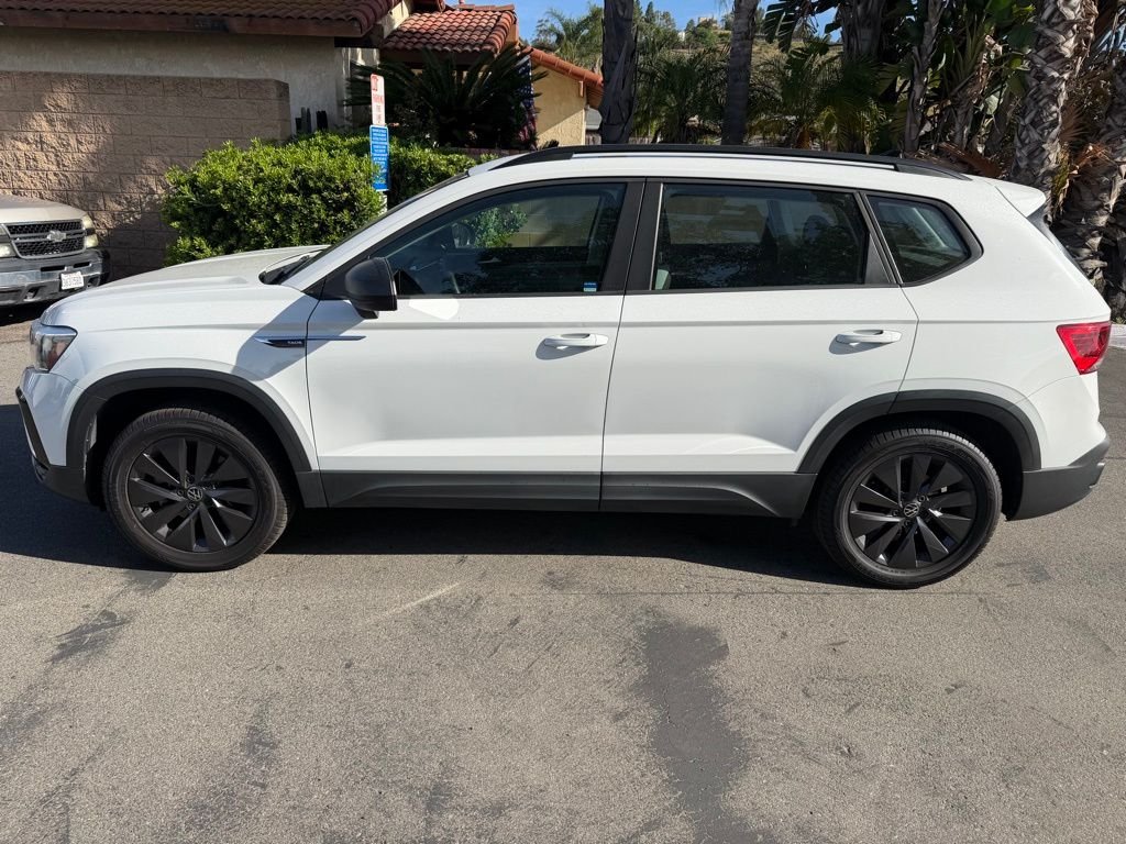 Used 2022 White Volkswagen 1.5T S image 3