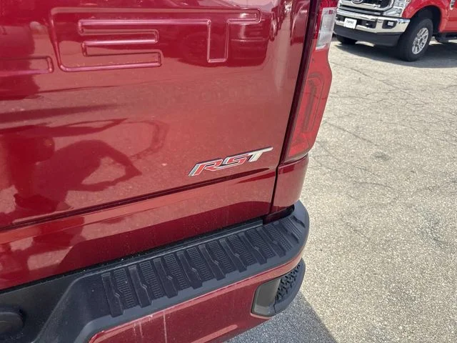 Used 2023 Red Chevrolet RST image 6