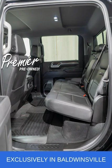 Used 2025 Black Chevrolet LT image 9