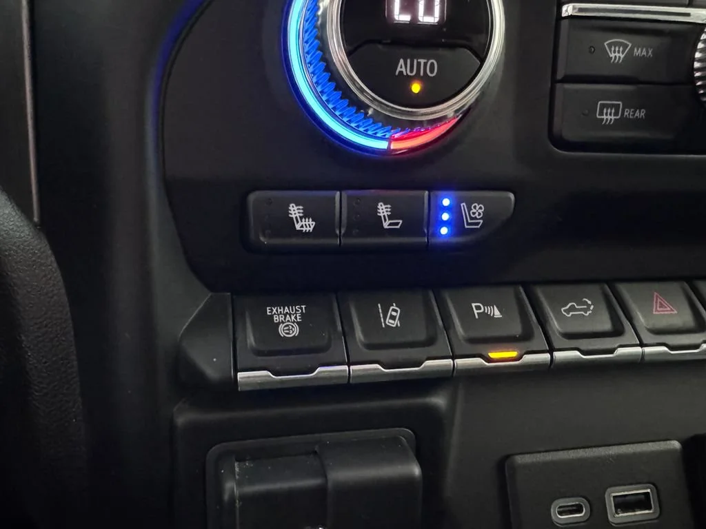 2022 GMC Sierra 3500 Denali HD Denali - Photo 26