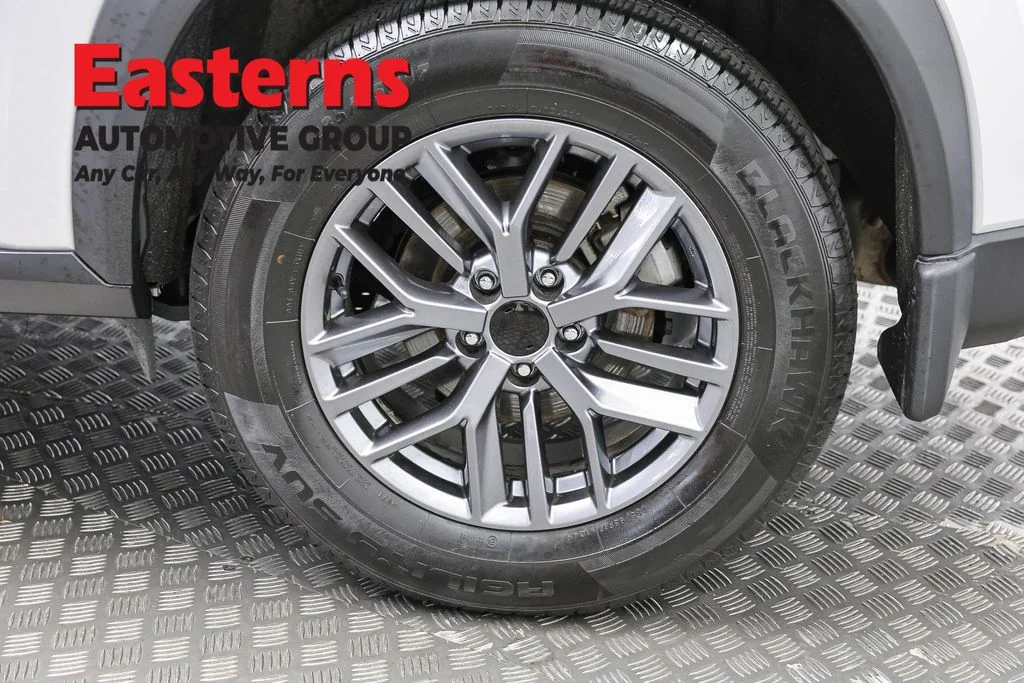Used 2024 Silver Nissan S image 34