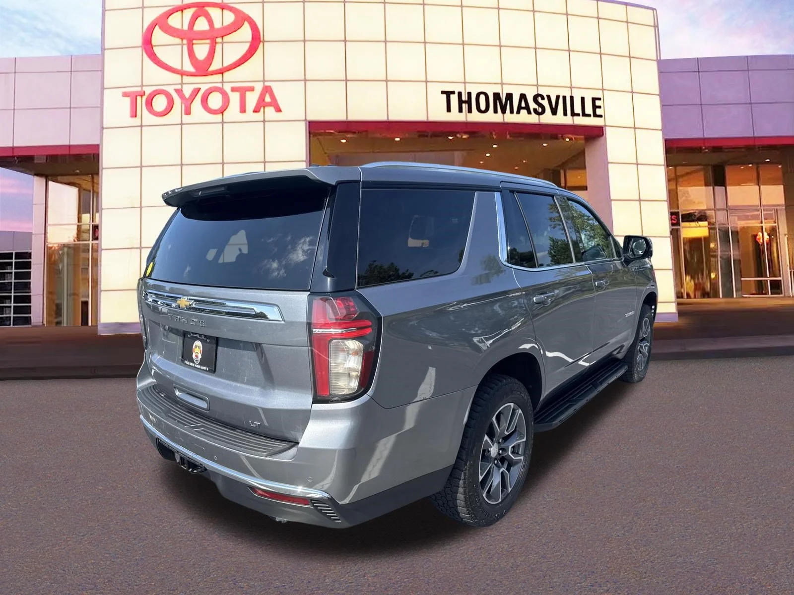 Used 2022 Satin Steel Metallic Chevrolet LT image 5