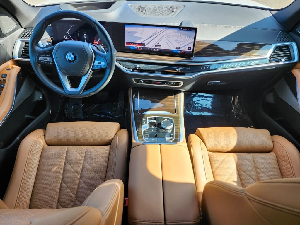 Used 2024 White BMW xDrive50e image 13