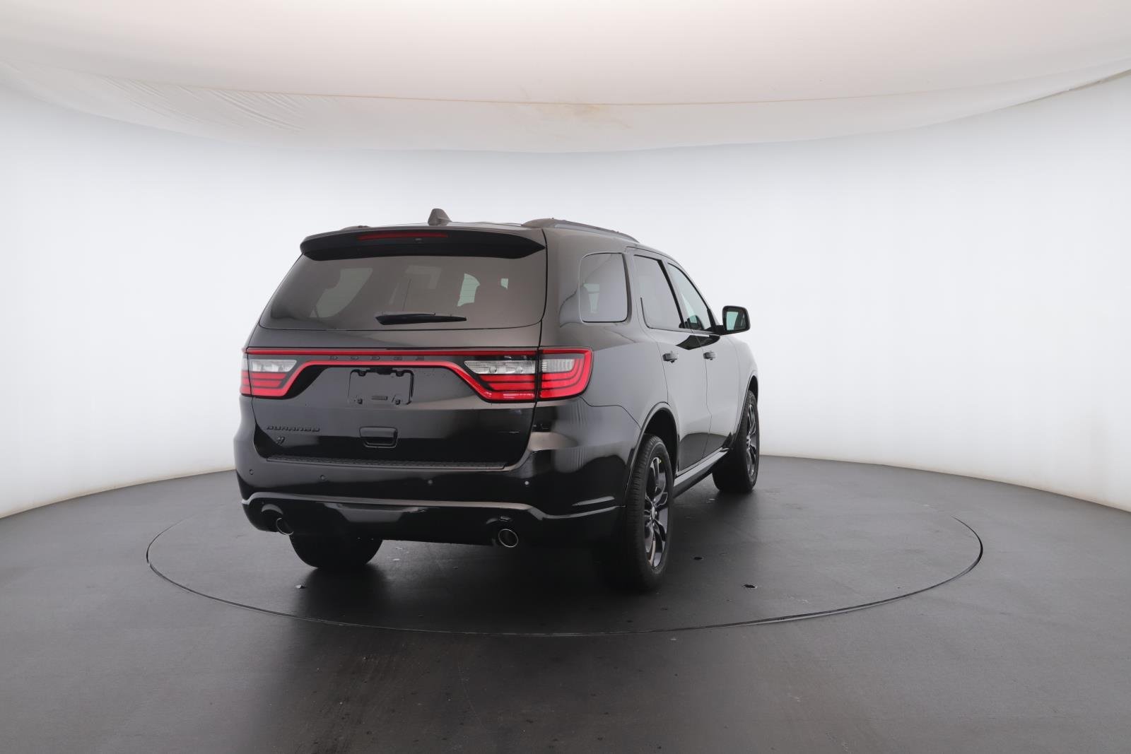 New 2026 Diamond Black Clear-Coat Exterior Paint Dodge GT Plus AWD image 27