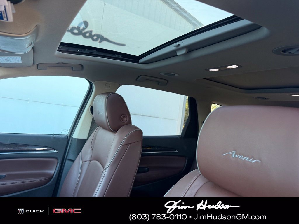 Used 2020 Gold Buick Avenir image 8
