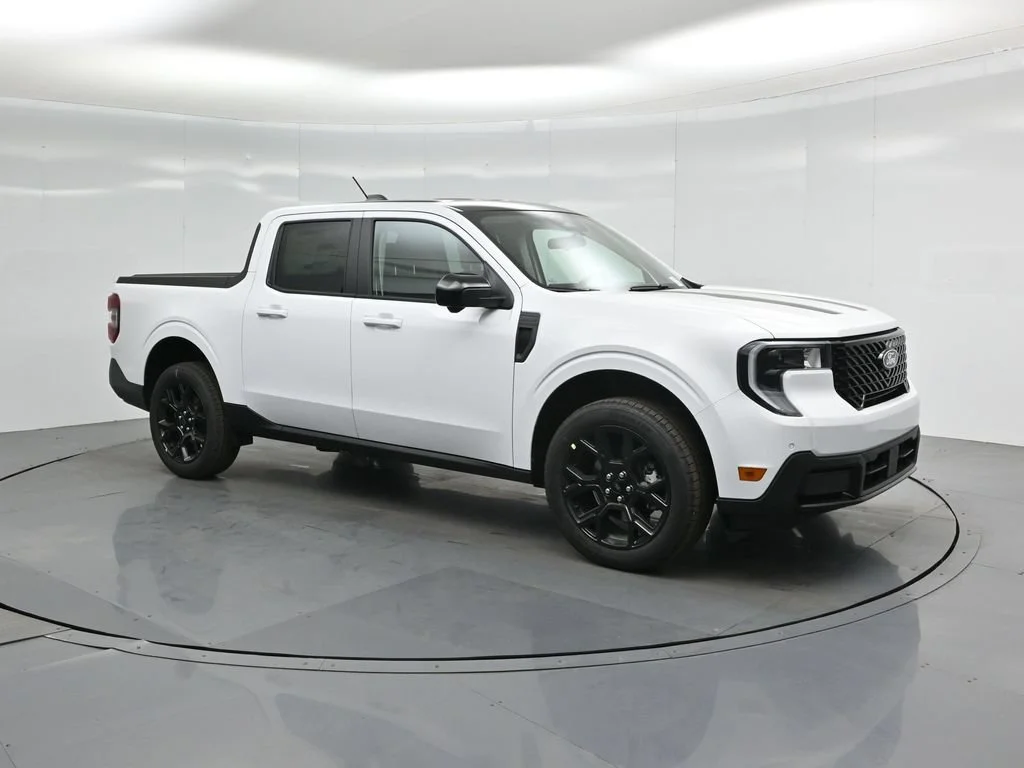New 2026 Oxford White Ford Lariat image 25