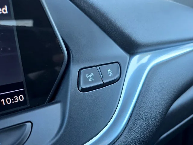 Used 2022 Red Chevrolet LT image 30