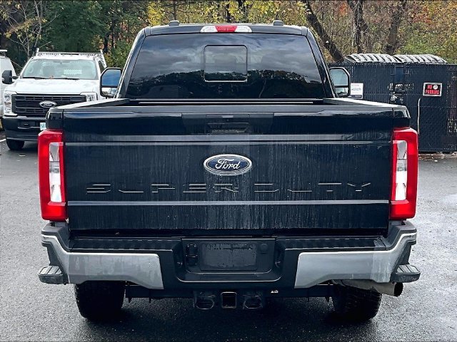 Used 2025 Black Ford XLT image 5