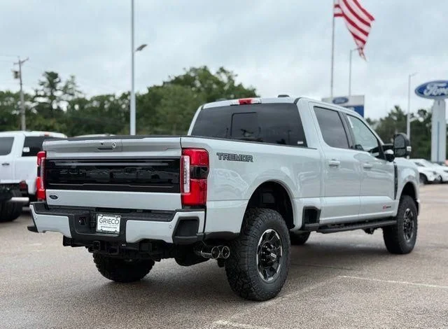 New 2026 Avalanche Ford F-250® Platinum® image 4