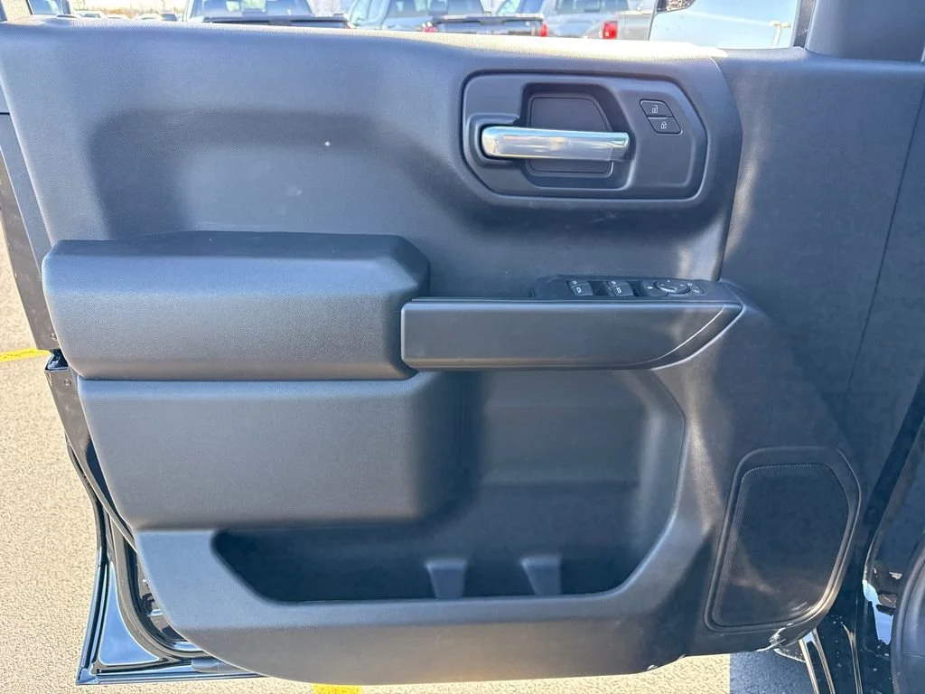 New 2026 Onyx Black GMC Pro image 14