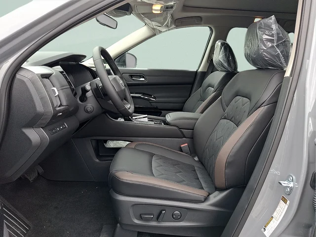 New 2026 Boulder Gray Pearl Nissan Platinum image 8