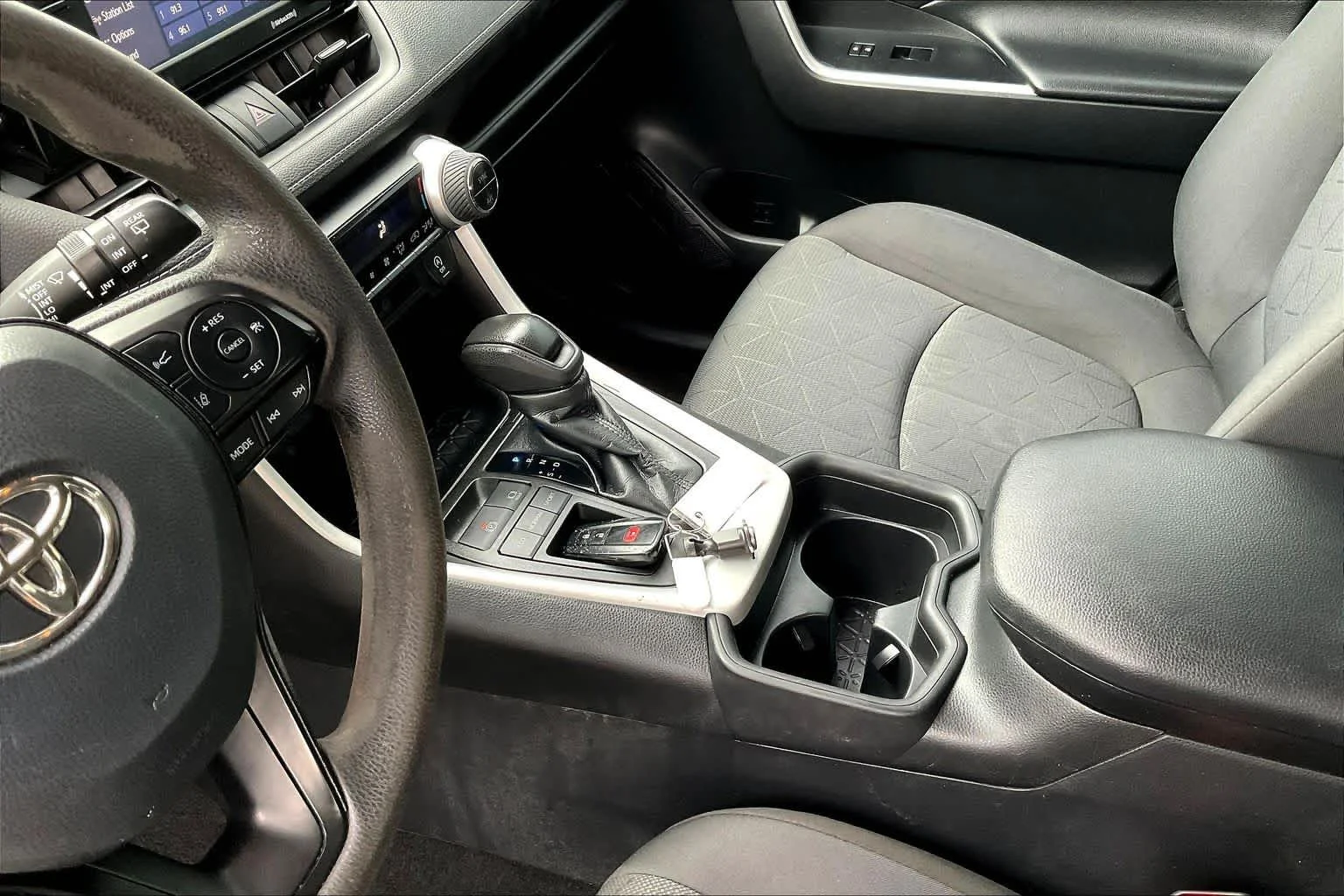 Used 2021 Magnetic Gray Metallic Toyota XLE image 15
