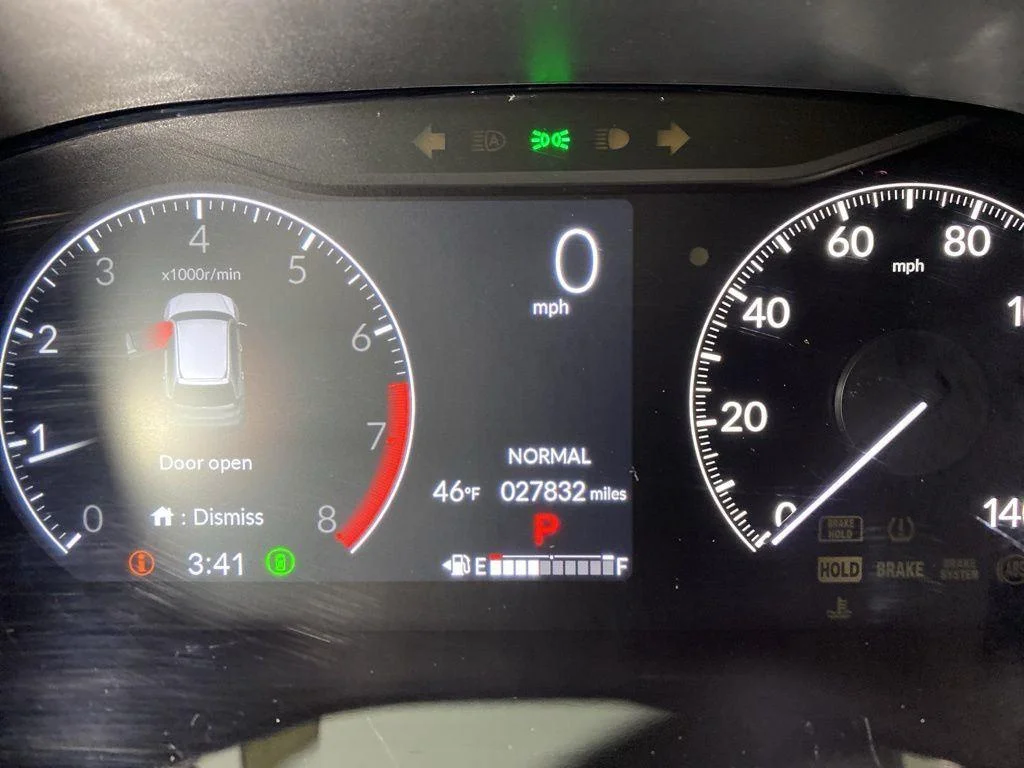 Used 2024 Canyon River Blue Metallic Honda EX-L image 26