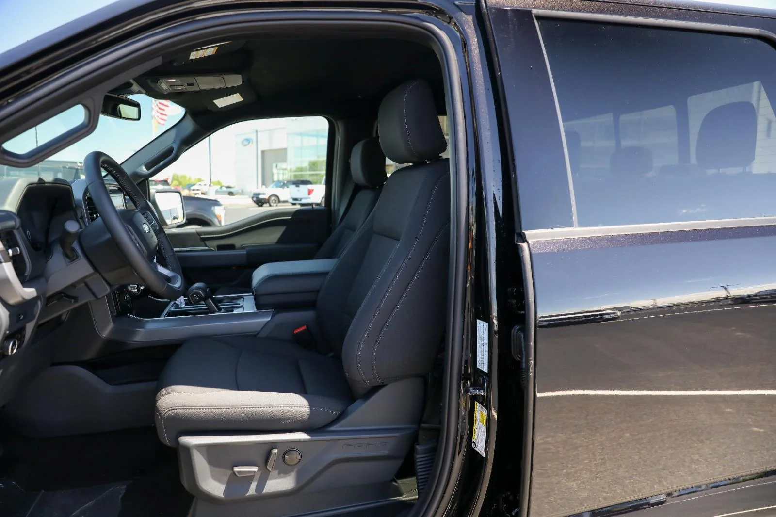 New 2026 Agate Black Metallic Ford XLT image 14