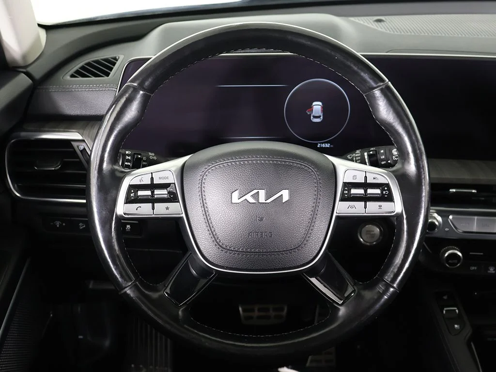 Used 2023 Black Kia SX image 48