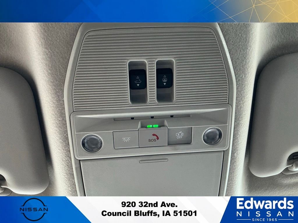 Used 2026 Gray Nissan SR image 27