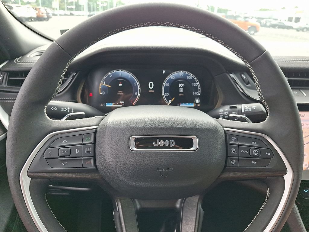 New 2026 Silver Zynith Jeep Altitude image 15