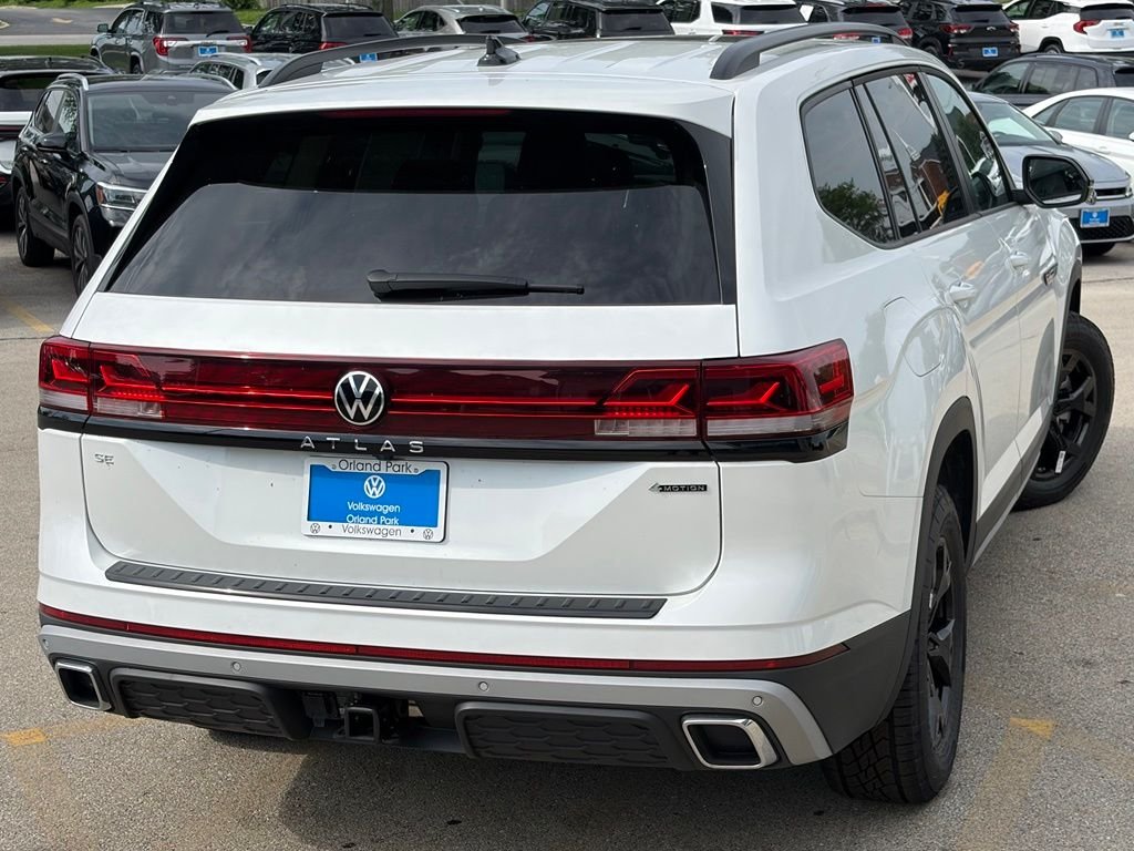 New 2026 Opal White Pearl Volkswagen 2.0T Peak Edition image 7