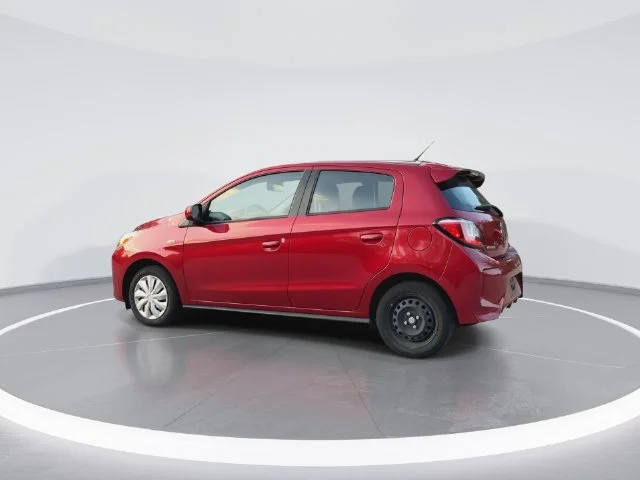 Used 2024  Mitsubishi  image 6