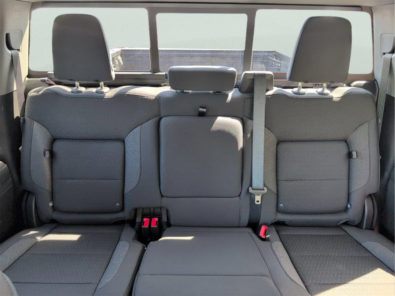 New 2026 Onyx Black GMC Elevation image 15