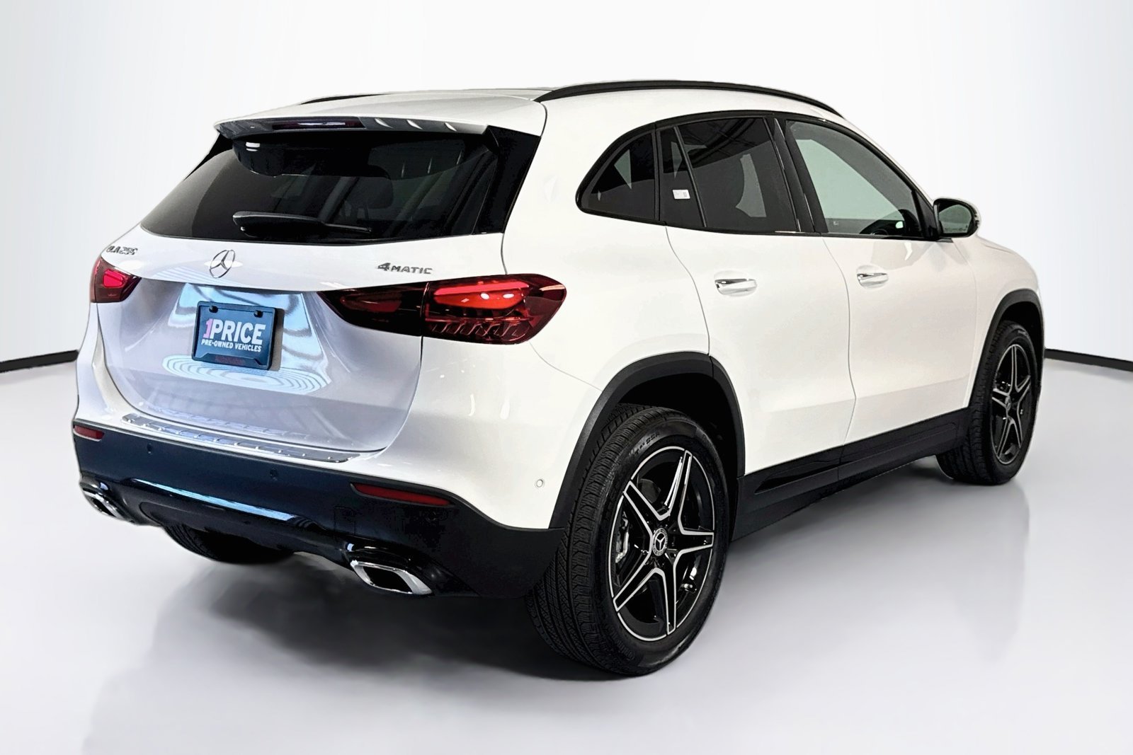 Certified Used 2026 Polar White Mercedes-Benz GLA 250 image 5