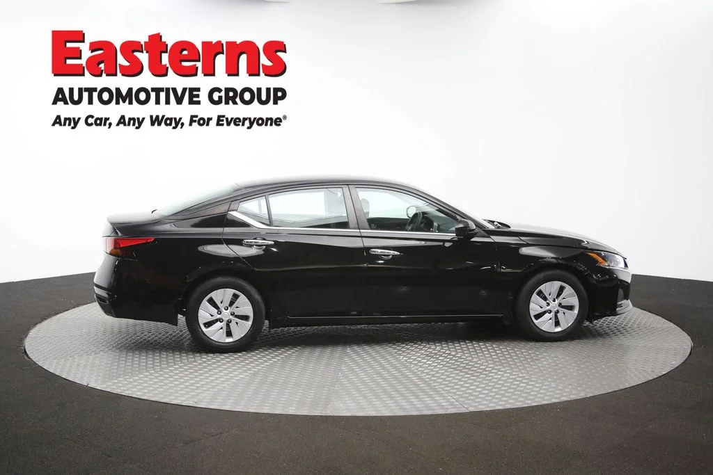 Used 2023 Black Nissan 2.5 S image 43