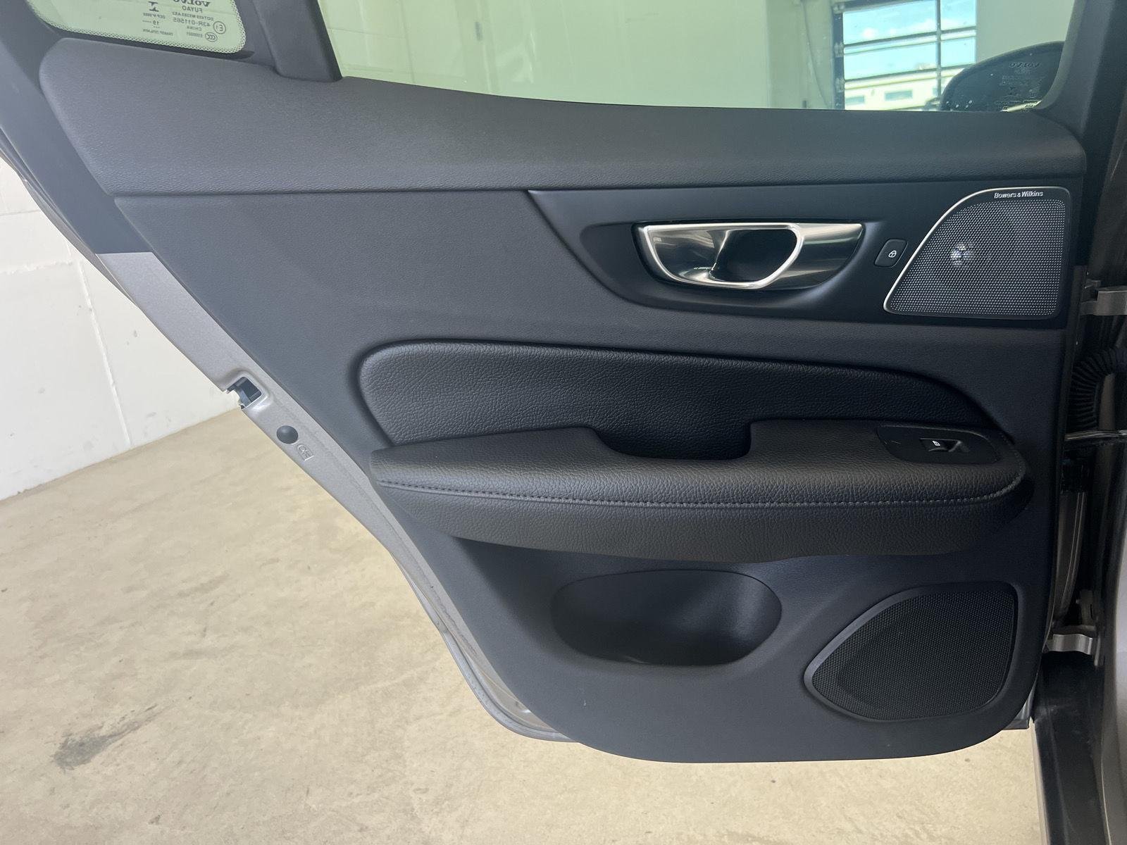 2021 Volvo S60 Inscription - Photo 23