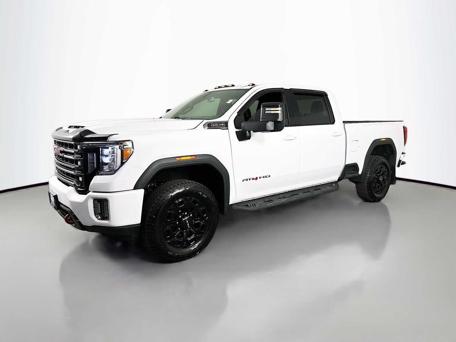 Used 2022 Summit White GMC AT4 image 7
