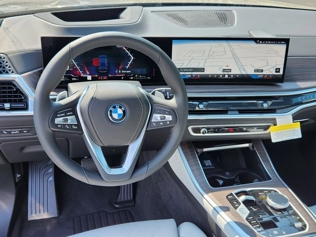 New 2026 Tanzanite Blue II Metallic BMW xDrive50e image 11