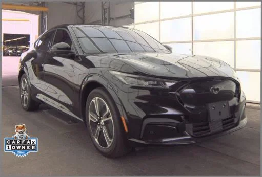 2023 Ford Mustang-Mach-e Premium's photo