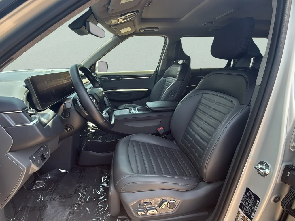 Used 2024 Ivory Silver Matte Kia Land image 23