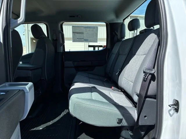 New 2026 Oxford White Ford XL image 9