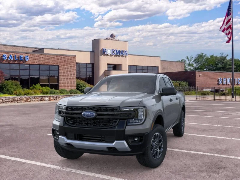New 2026 Carbonized Gray Metallic Ford XLT image 34