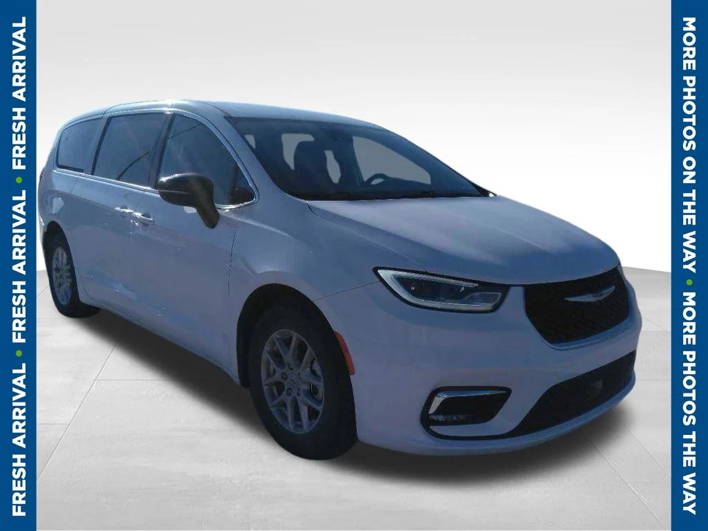 2024 Chrysler Pacifica