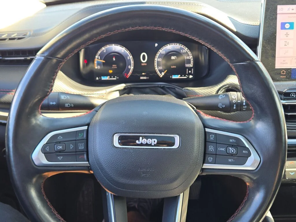 Used 2022 Gray Jeep Trailhawk image 34