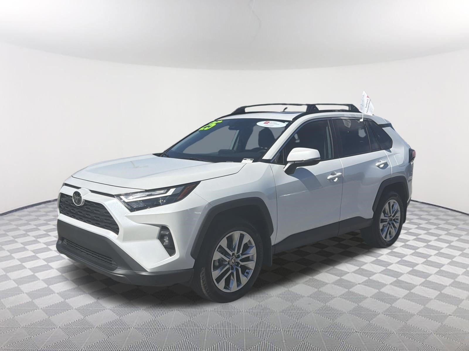 Certified Used 2025 Wind Chill Pearl Toyota XLE Premium image 3