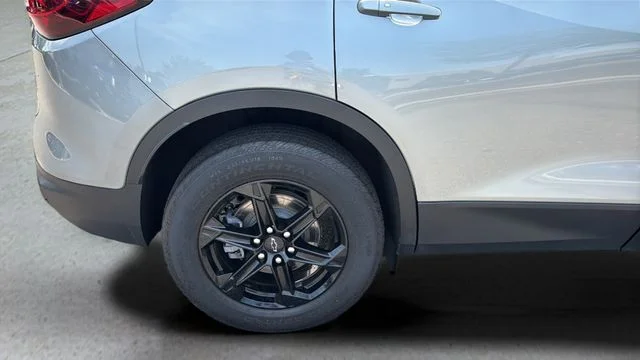 Used 2023 Gray Chevrolet LT image 34