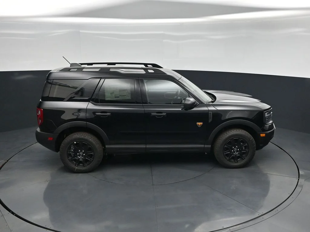New 2026 Shadow Black Ford Badlands image 36