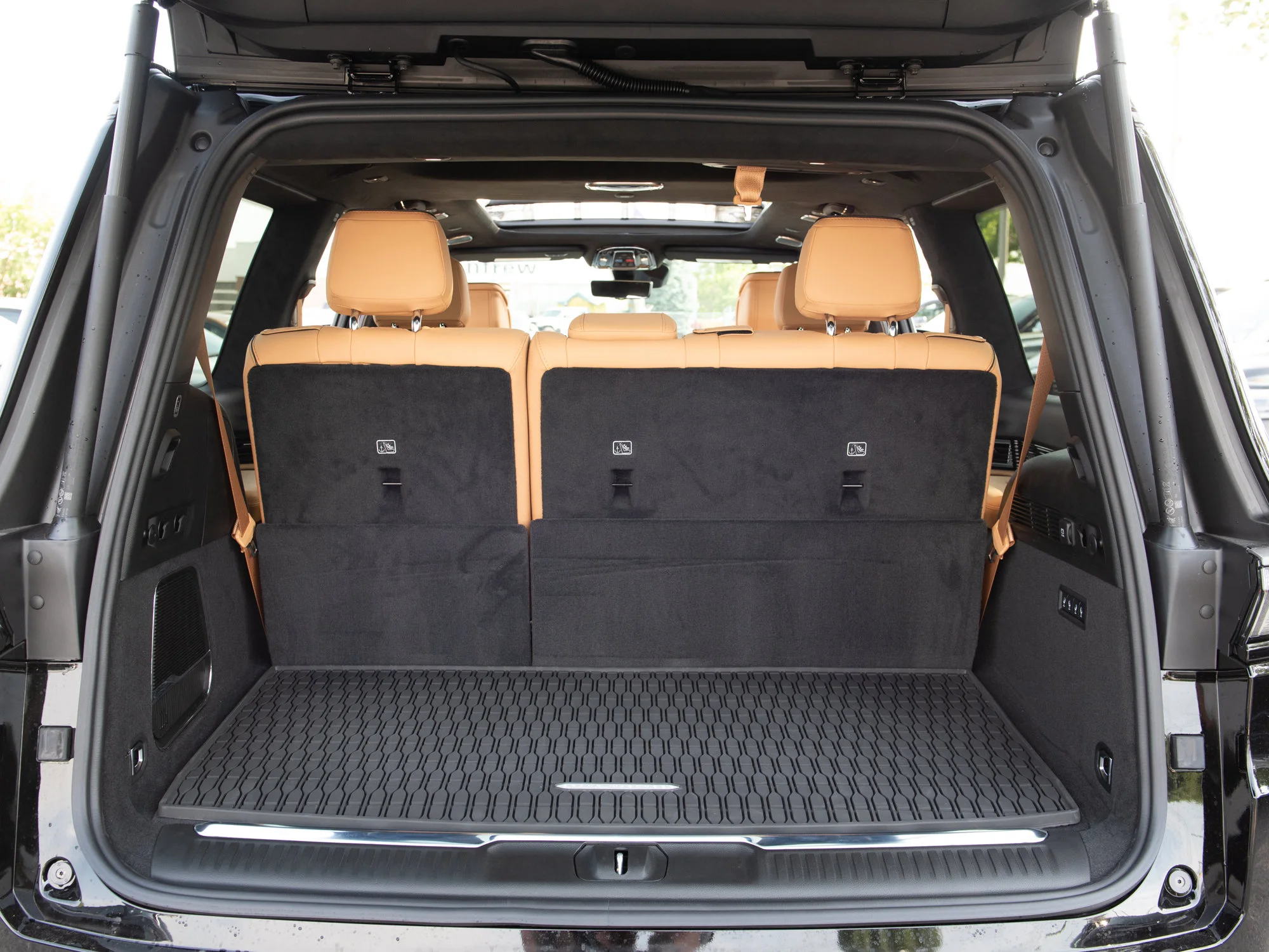New 2026 Black Jeep Summit Reserve* image 30