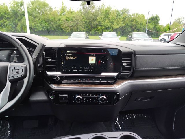 Used 2025 Black GMC Elevation image 19