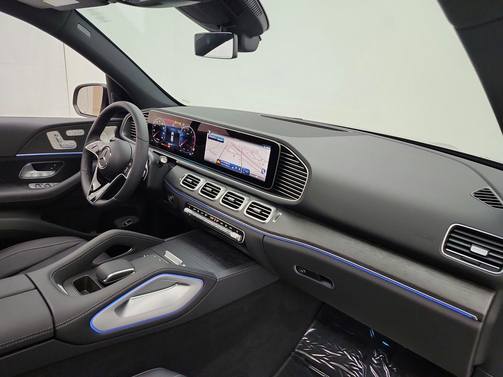 New 2026 Black Mercedes-Benz GLE 450 4MATIC® SUV image 35