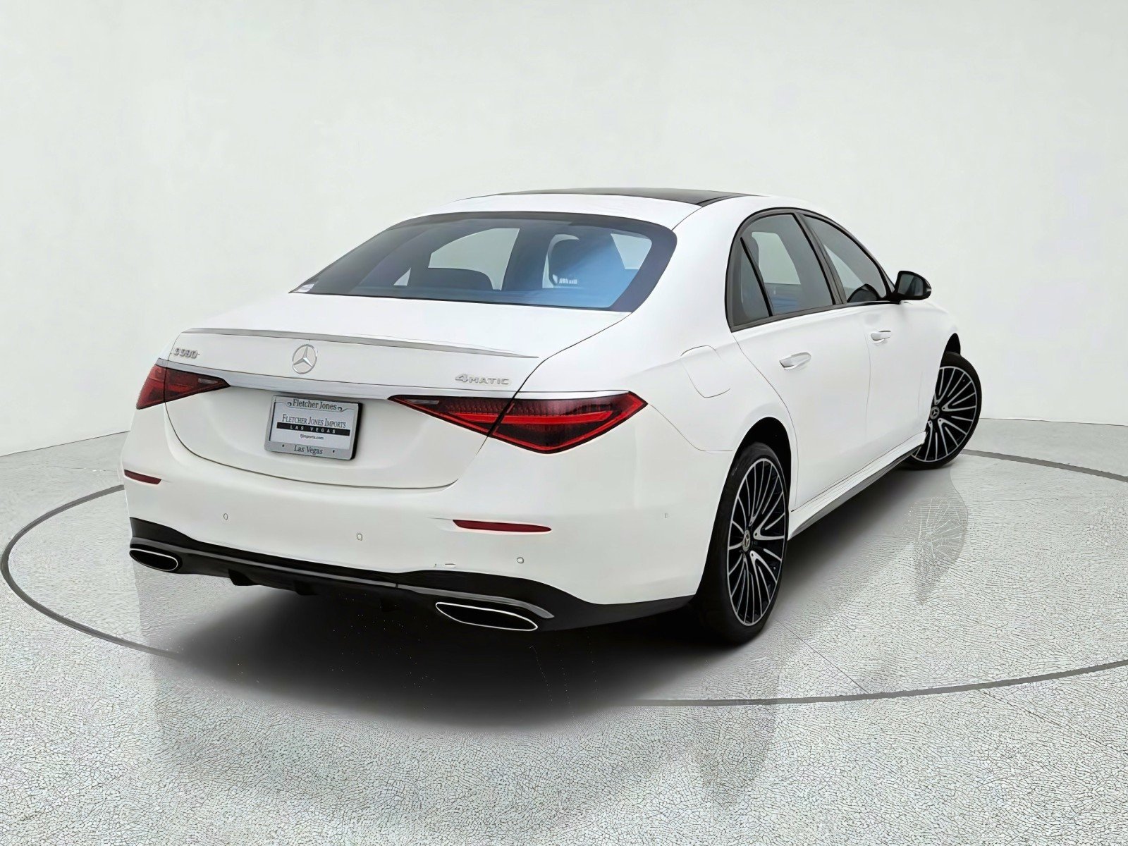 Certified Used 2023 MANUFAKTUR Diamond White Mercedes-Benz S 580 image 9