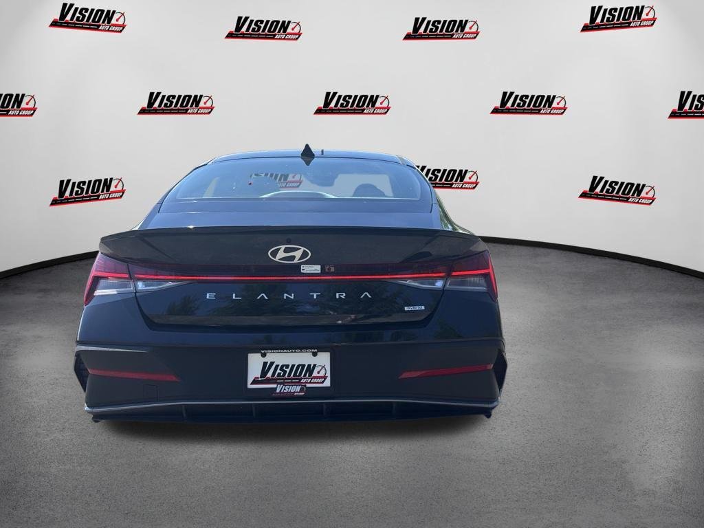 2025 Hyundai Elantra Blue - Photo 6