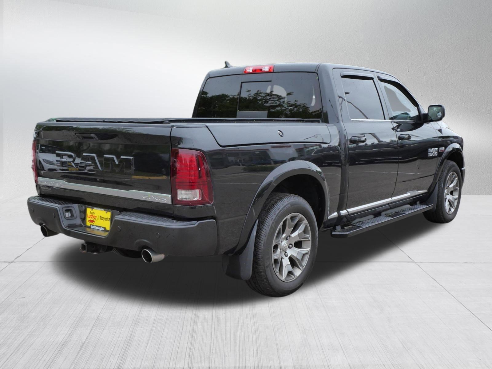 Used 2018 Brilliant Black Crystal Pearlcoat Ram Limited image 7