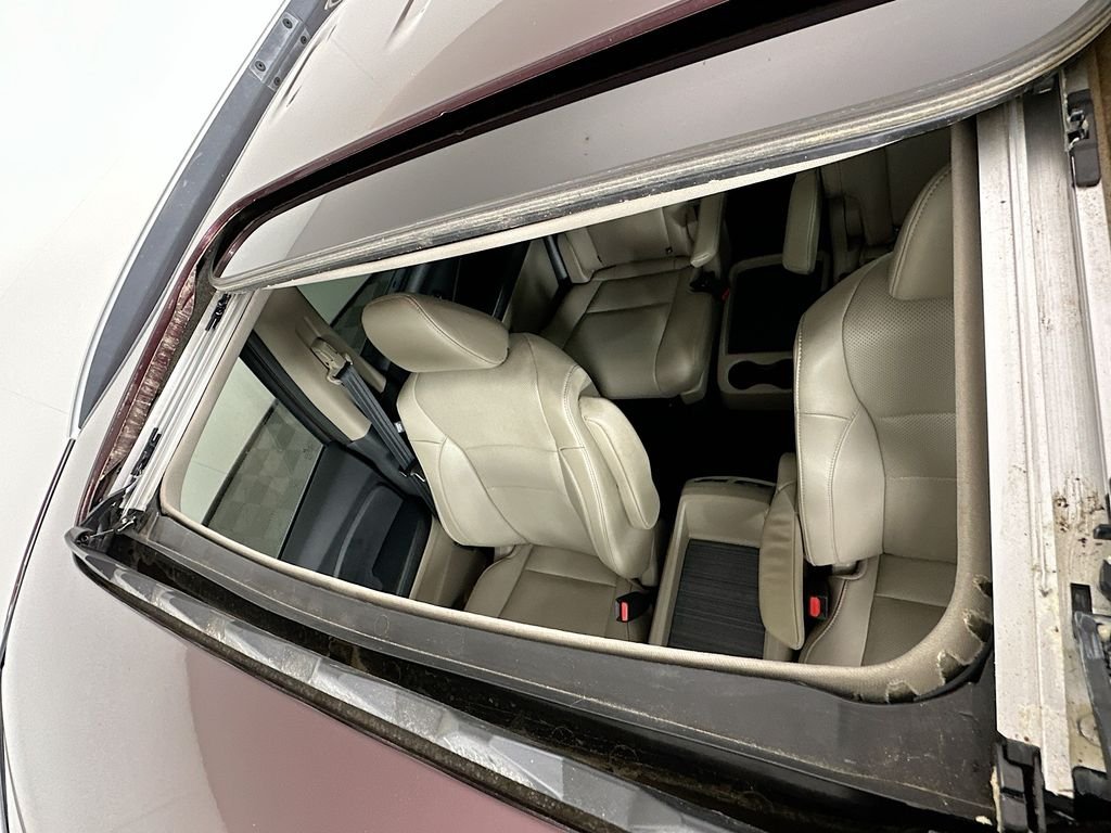 2016 Honda Pilot Elite - Photo 22
