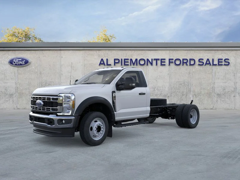 2026 Ford F-450 XL 4x4 Regular Cab 169-In DRW's photo