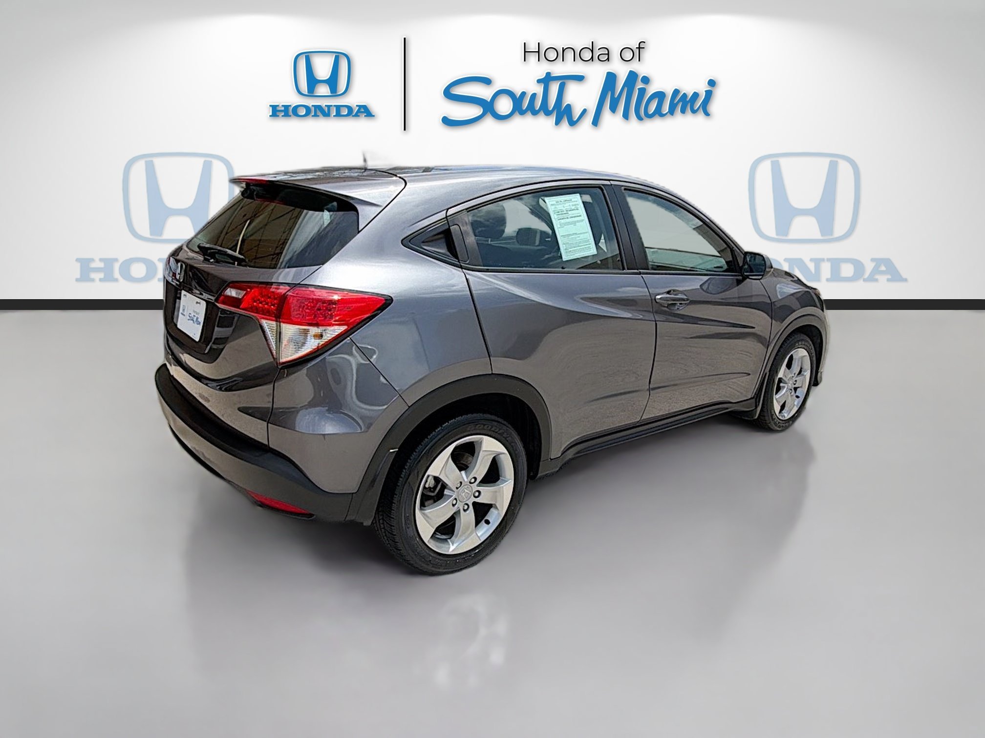 Used 2022 Modern Steel Metallic Honda LX image 7