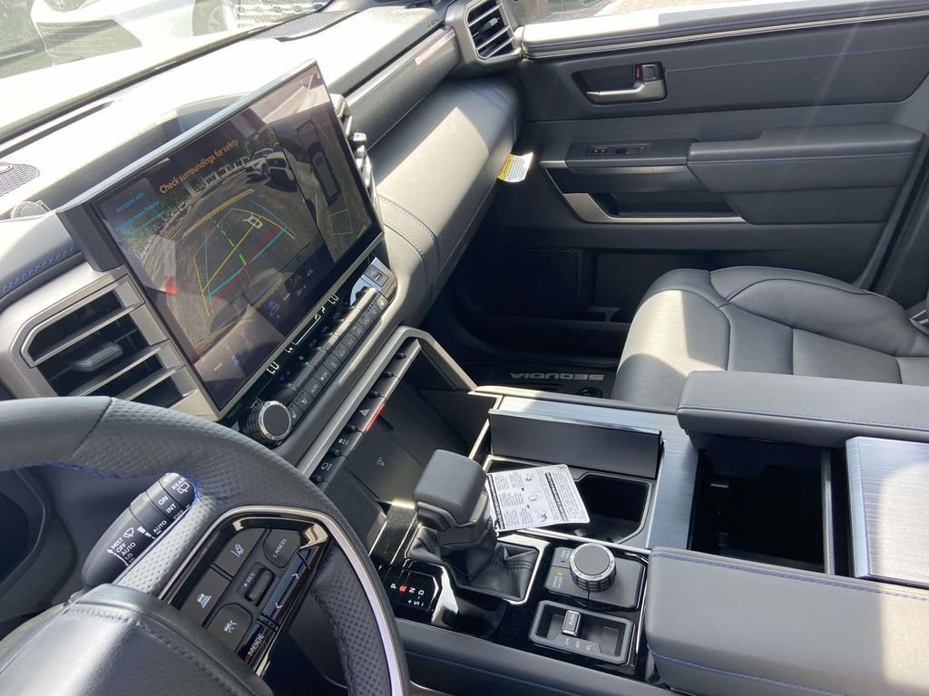 New 2026 Celestial Silver Metallic Toyota Platinum image 23