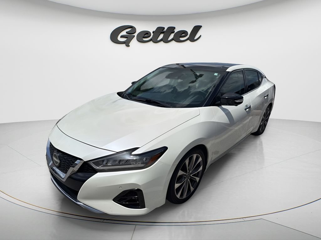 2023 Nissan Maxima Platinum's photo