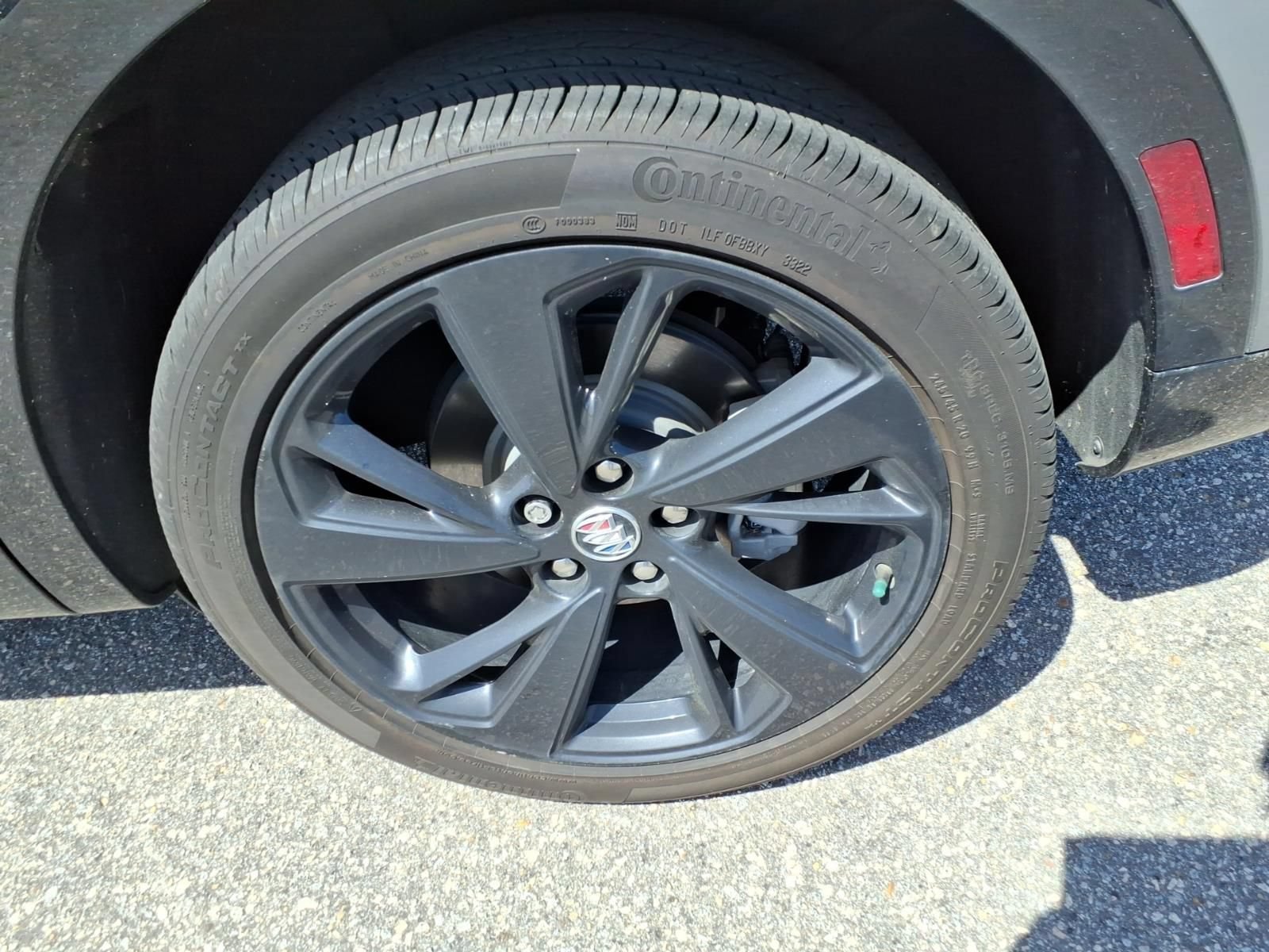 Used 2023 MOONSTONE GRAY METALLIC Buick Essence image 11